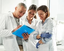 Estrategias de gestión y marketing para clínicas dentales